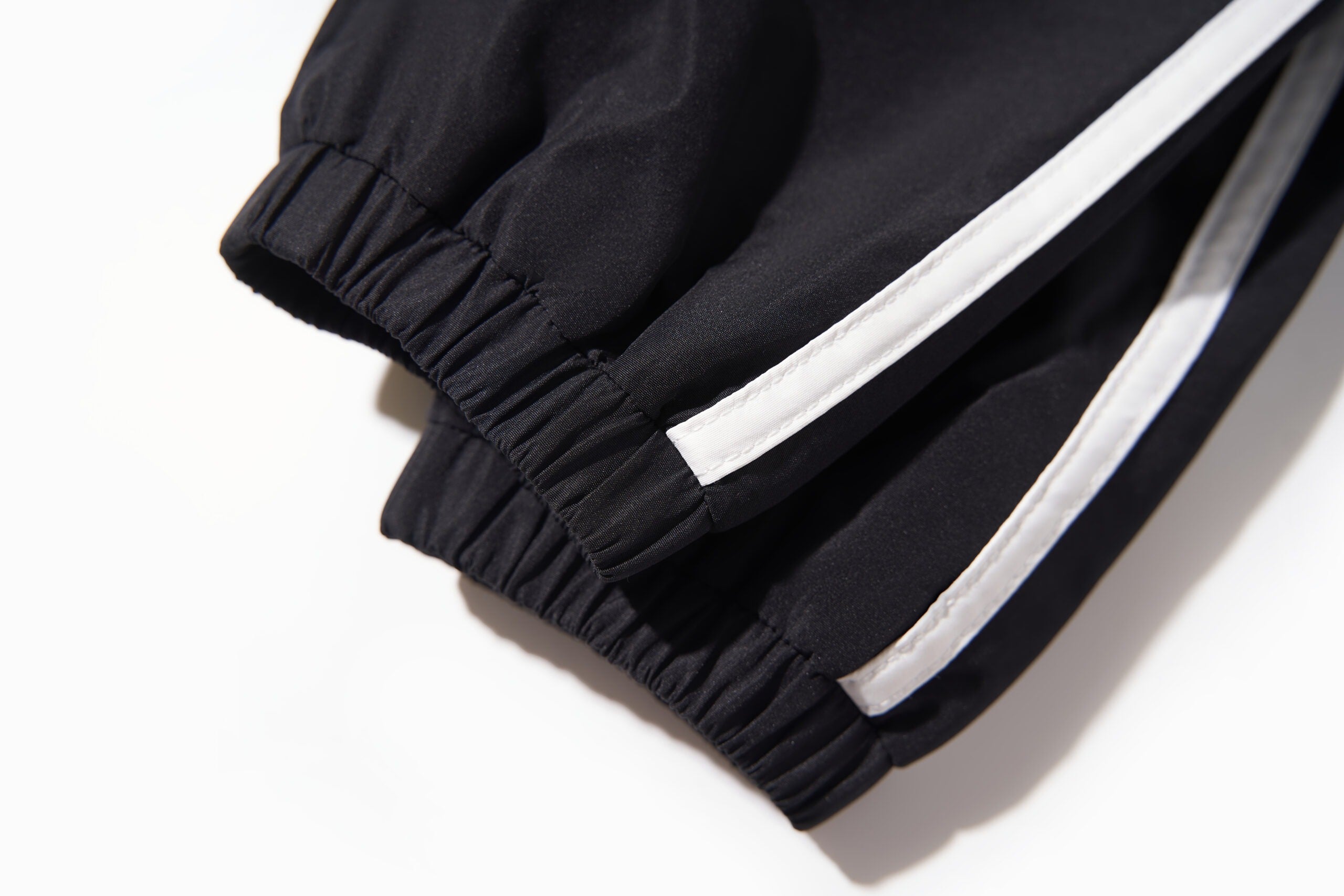 Wholesale Track Jacket | 100% Polyester | Retro Sportswear | Full-Zip Windbreaker